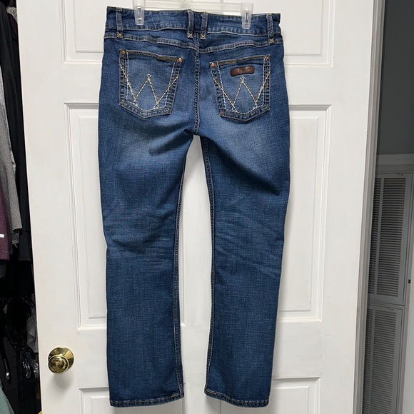 Wrangler Women's Classic Blue Jeans - Picture 5 of 11